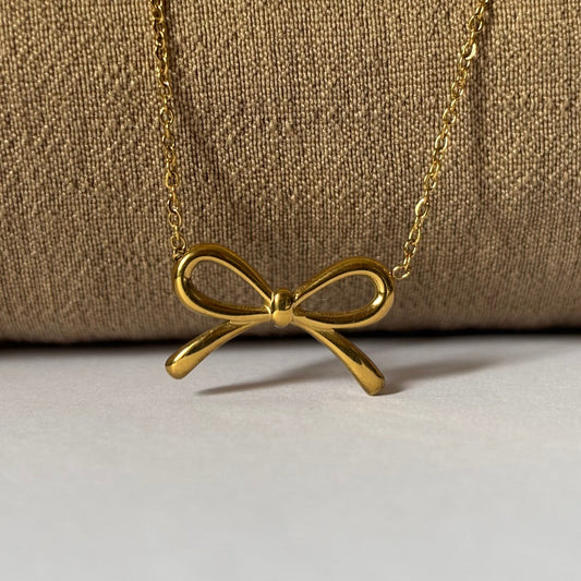 Bow Necklace